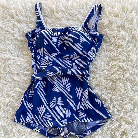 Mainstream Retro Style Bathing Suit 12 - Picture 1 of 9